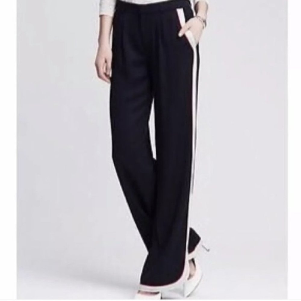 NWT Banana Republic Wide Leg Side Stripe Pant